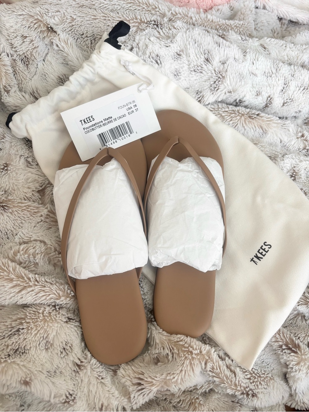 TKEES Cocoa Butter Tan Flip Flop Sandals - Picture 2 of 5